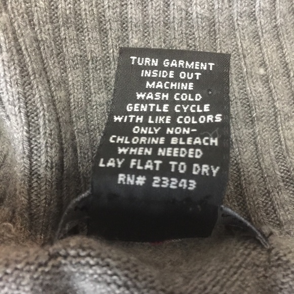 New York & Co LS Turtleneck Sweater Size XL - Picture 5 of 5